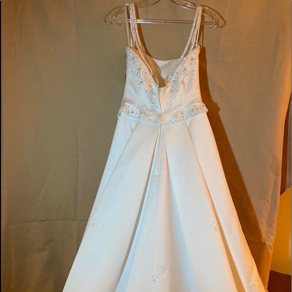 Anne Marie designer Wedding Dress Brand New w/Tags - Picture 1 of 4
